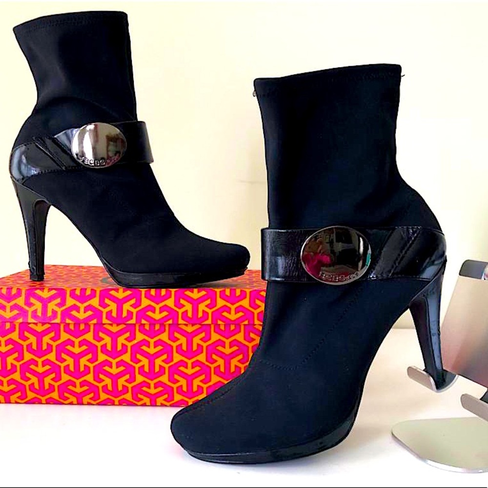 BCBG Women’s Heeled Boots